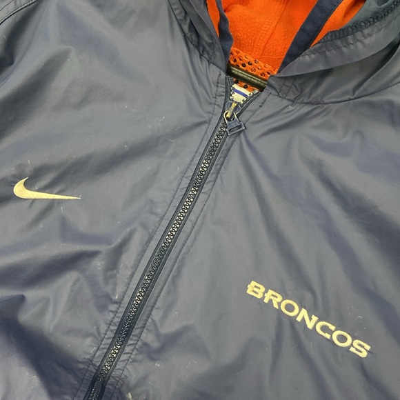 Nike Broncos Light Jacket - XL - Picture 3 of 7
